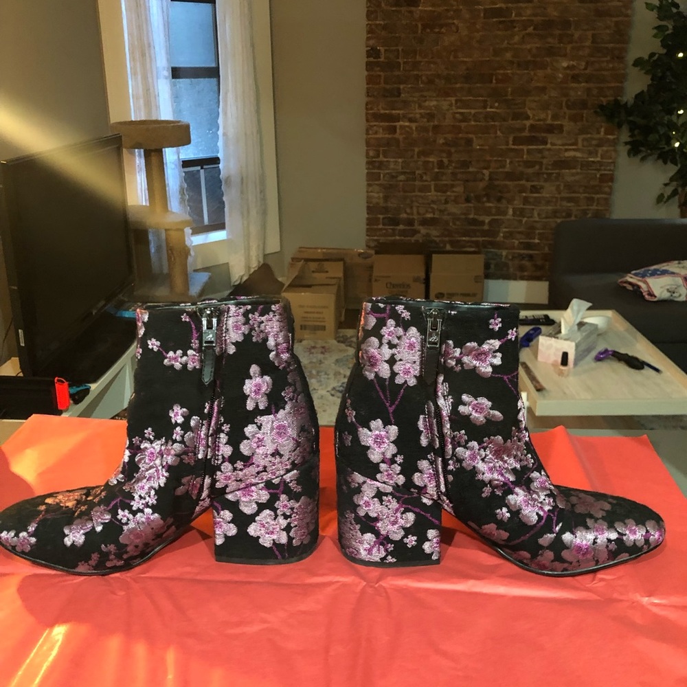 Sam Edelman Taye Ankle Bootie